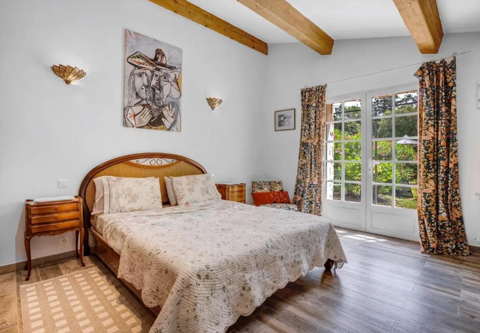 Bed and Breakfast Domaine L'Helion Taradeau Exterior foto