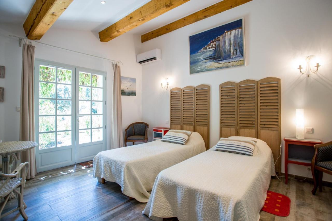 Bed and Breakfast Domaine L'Helion Taradeau Exterior foto