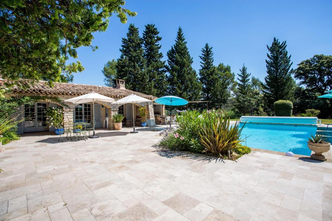 Bed and Breakfast Domaine L'Helion Taradeau Exterior foto
