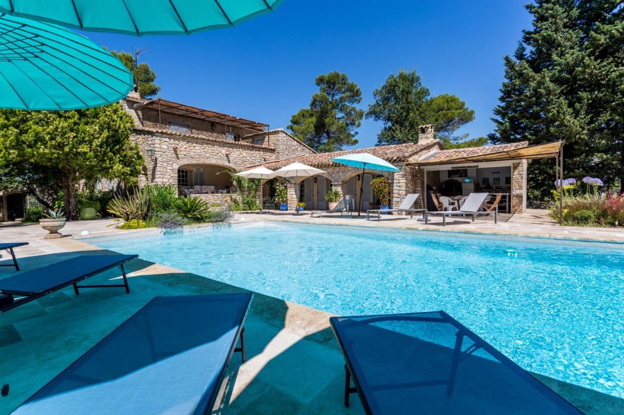 Bed and Breakfast Domaine L'Helion Taradeau Exterior foto